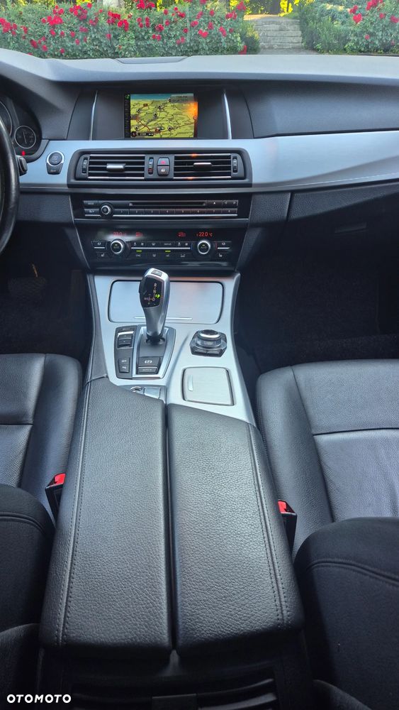 BMW Seria 5 520d xDrive - 19