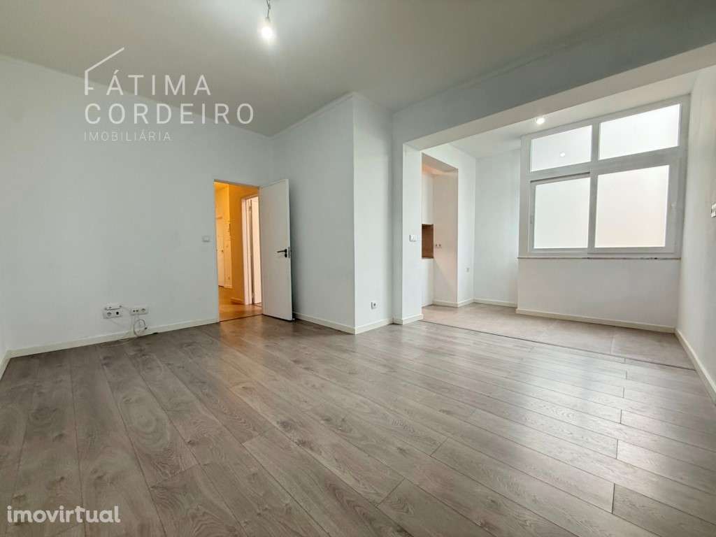 T2 completamente remodelado Barreiro - Grande imagem: 3/16