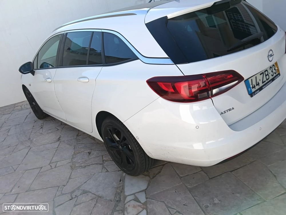 Opel Astra Sports Tourer 1.6 CDTI Innovation S/S - 2