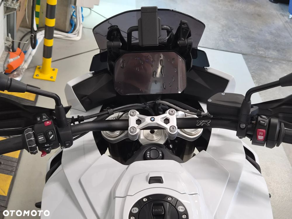 BMW XR - 14