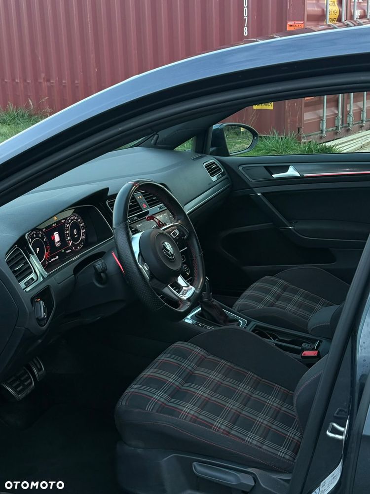 Volkswagen Golf GTI Performance BlueMotion Technology DSG - 14