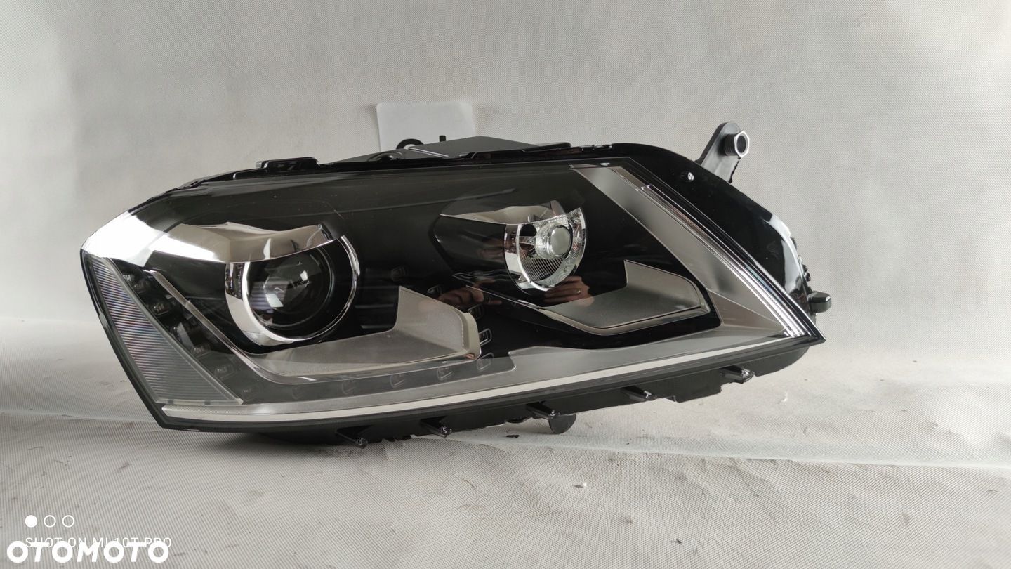 VW PASSAT B7 XENON PRAWY SKRĘTNY LED 3AB 19 LAMPA - 1