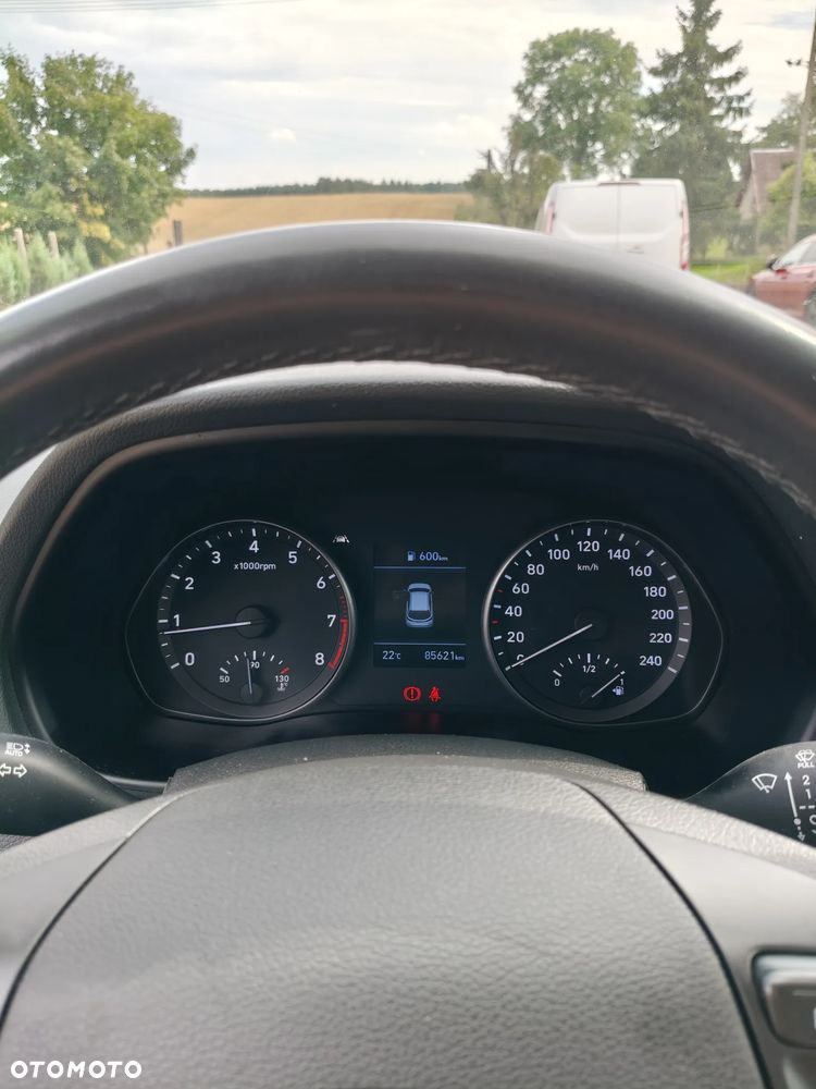 Hyundai i30 1.5 DPI Classic + - 11