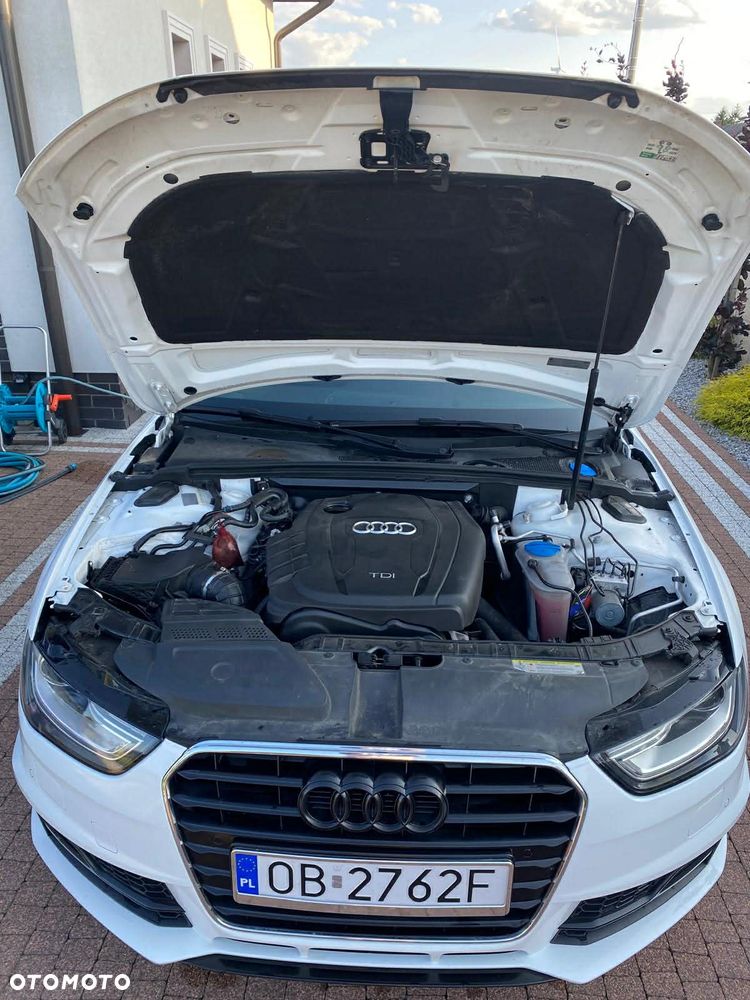Audi A4 Avant 2.0 TDI - 9