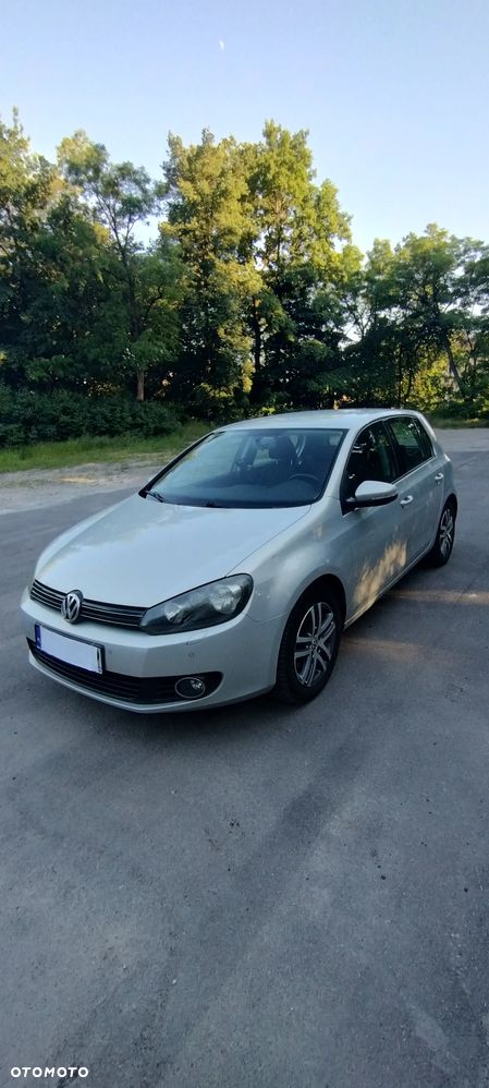 Volkswagen Golf 1.2 TSI BMT Comfortline - 2
