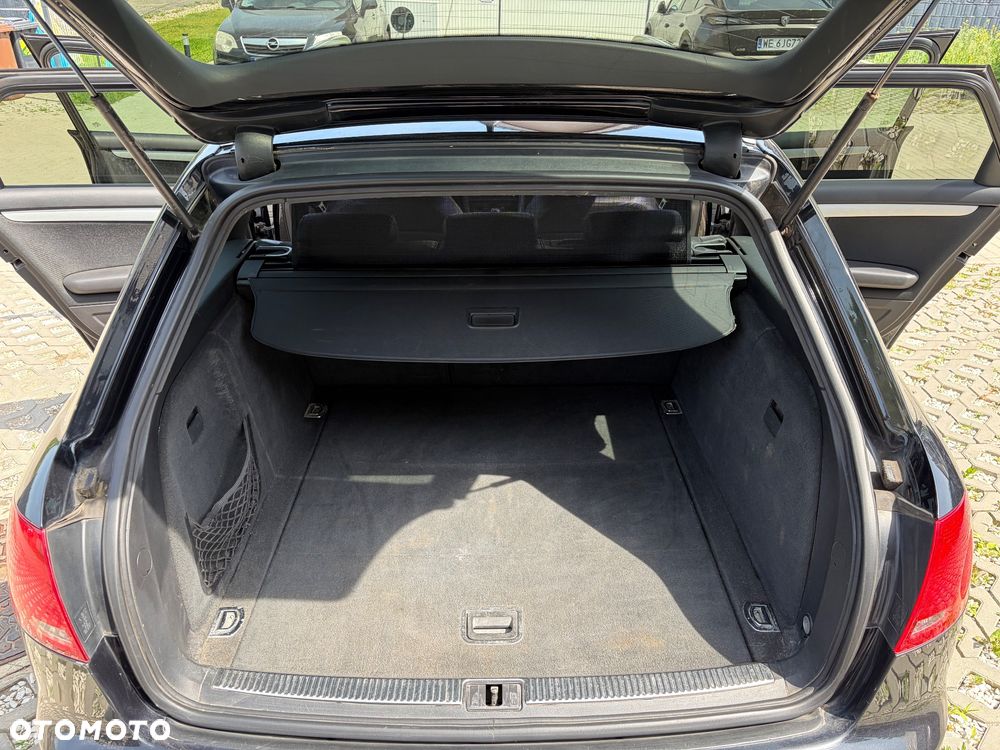 Audi A4 Avant 2.0 TDI DPF Quattro - 10