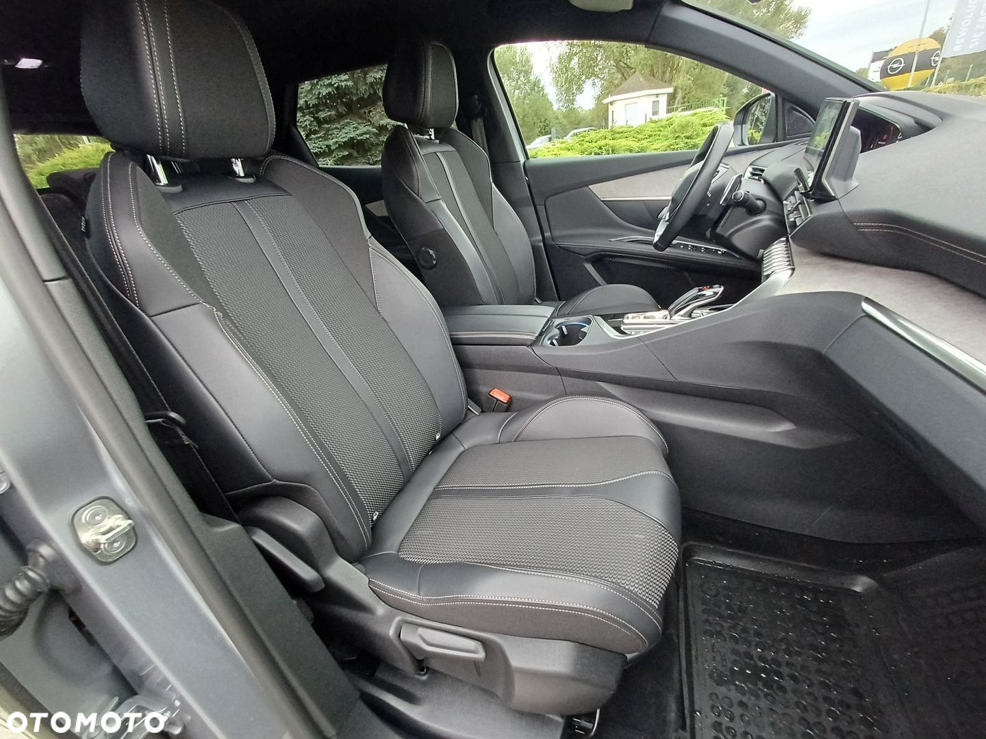 Peugeot 3008 1.2 PureTech GT Pack S&S EAT8 - 16