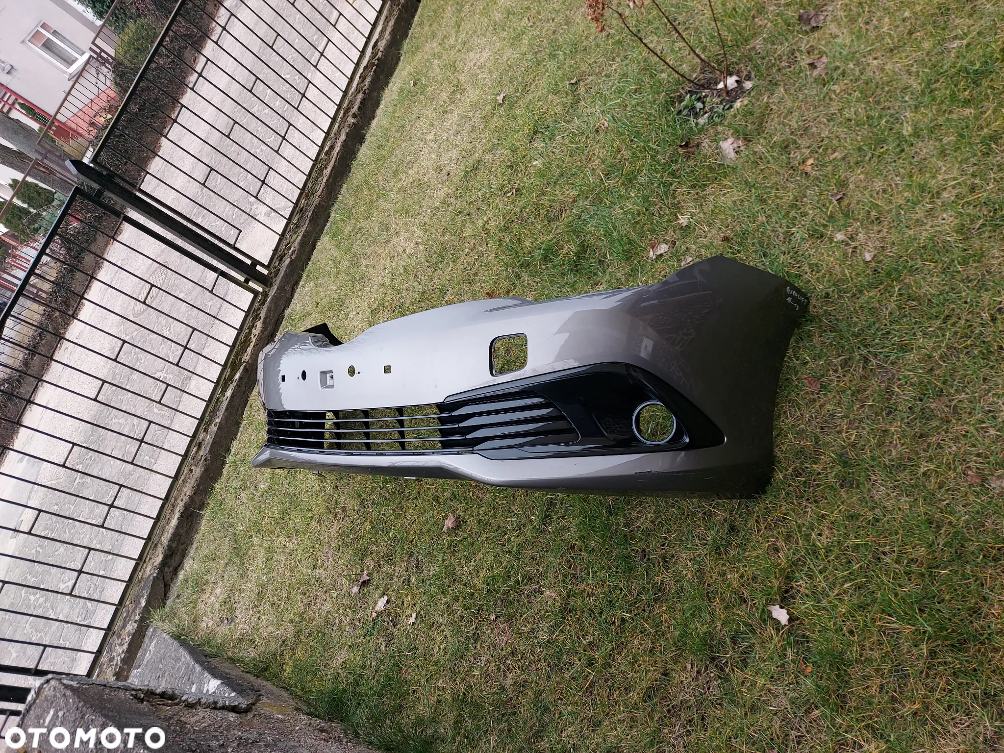 Toyota Auris II Lift 15-18 Zderzak Przód Przedni BEZ PDC Ładny Oryginał - 4