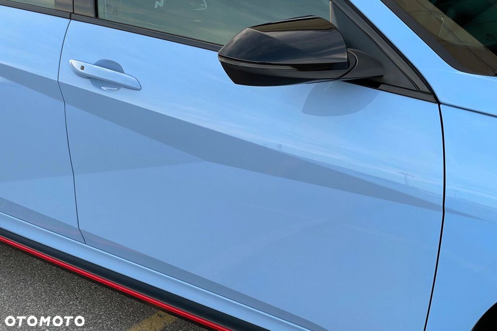 Hyundai Elantra - 8
