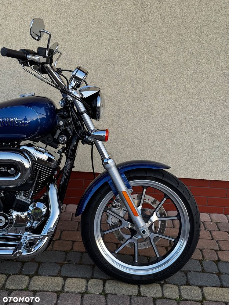 Harley-Davidson Sportster Custom 1200C - 16