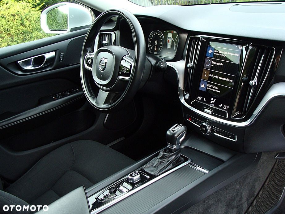 Volvo V60 D3 SCR Momentum - 11