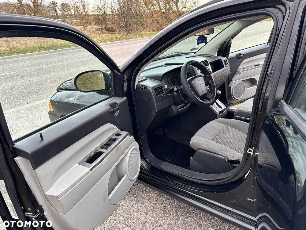 Jeep Compass 2.4I 4x4 CVT Limited - 3