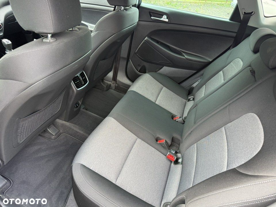 Hyundai Tucson blue 1.6 GDi 2WD Passion - 37