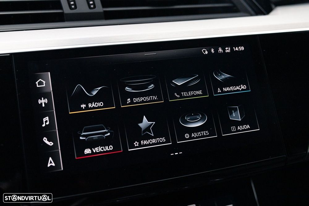 Audi e-tron 50 quattro - 32