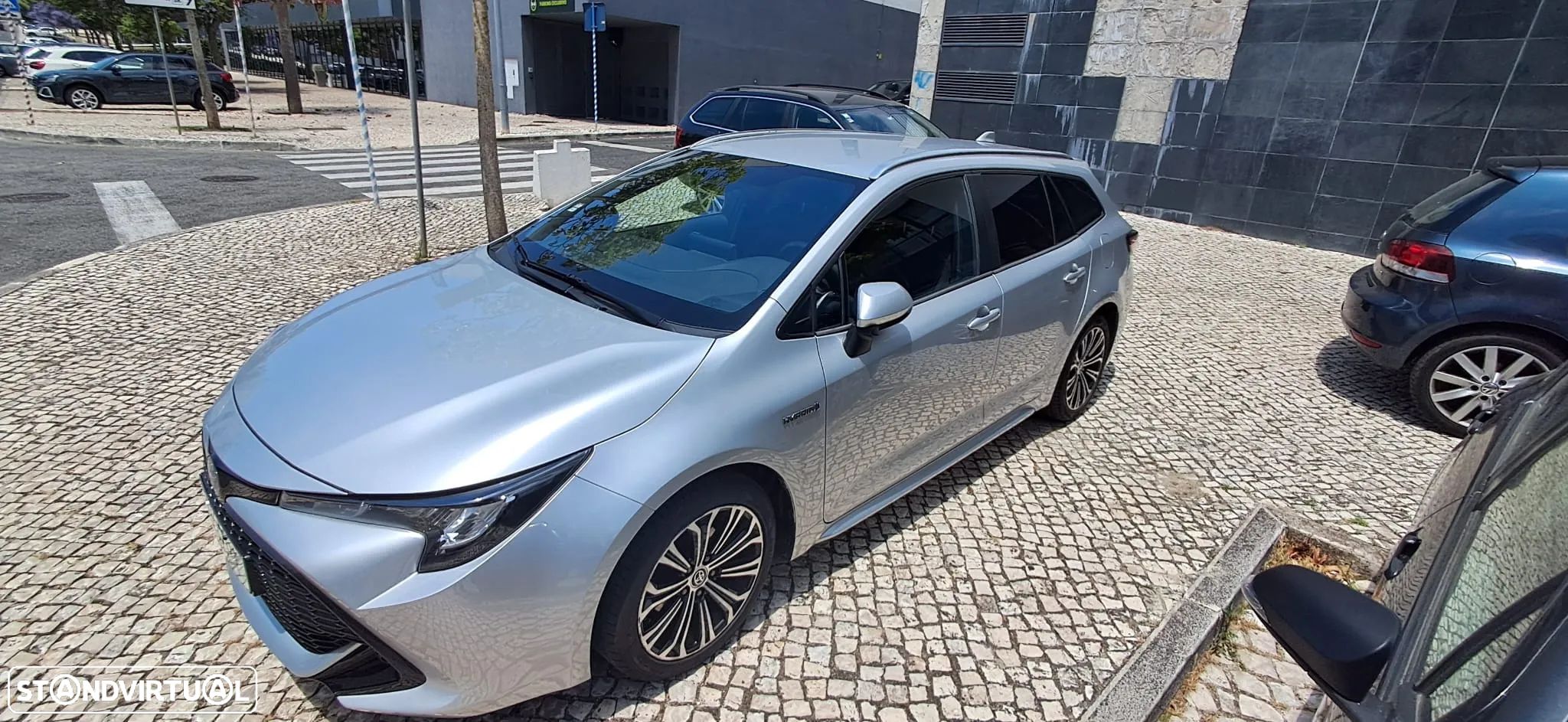 Toyota Corolla Touring Sports 1.8 Hybrid Comfort+P.Sport - 1