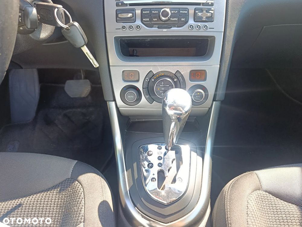 Peugeot 308 120 VTi Automatik Premium - 23