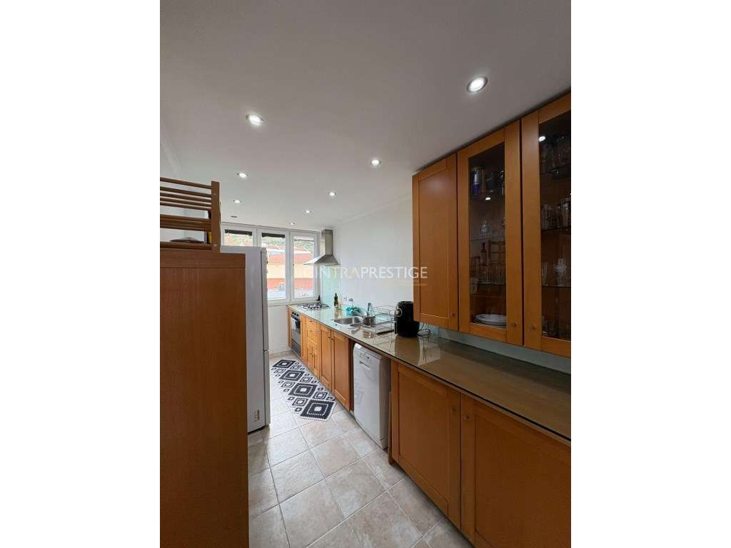 Apartamento T2 Remodelado com Varanda - Odivelas-Olival de Basto - Grande imagem: 2/19