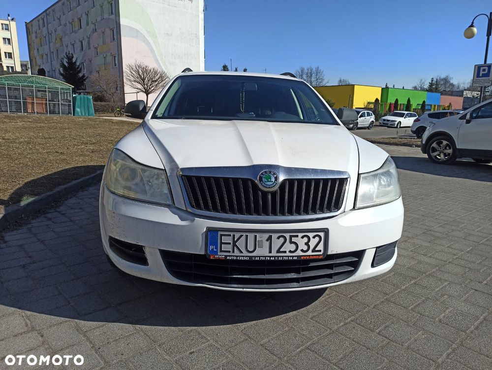 Skoda Octavia 1.6 Mint - 1