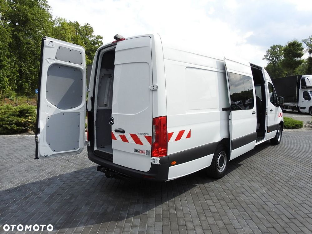 Mercedes-Benz SPRINTER FURGON BRYGADÓWKA  5 MIEJSC TEMPOMAT NAWIGACJA KLIMATYZACJA AUTOMAT   160KM - 4