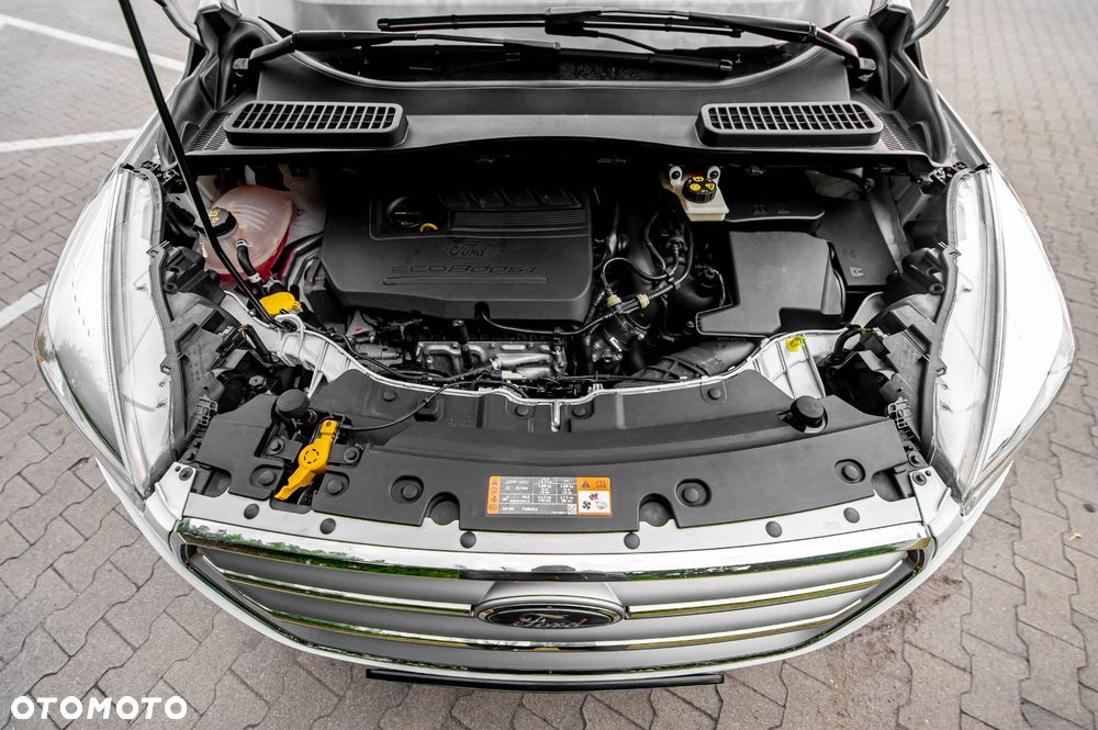 Ford Kuga 1.5 EcoBoost 4x4 Titanium - 40