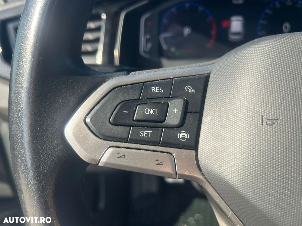 Volkswagen Polo 1.0 TSI DSG Life - 5