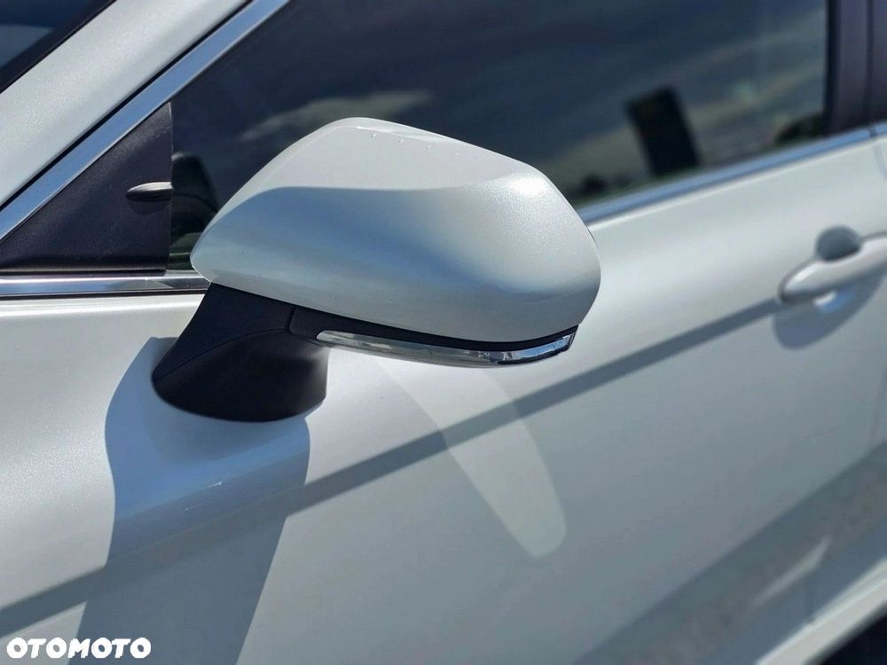 Toyota Camry 2.5 Hybrid Prestige CVT - 17