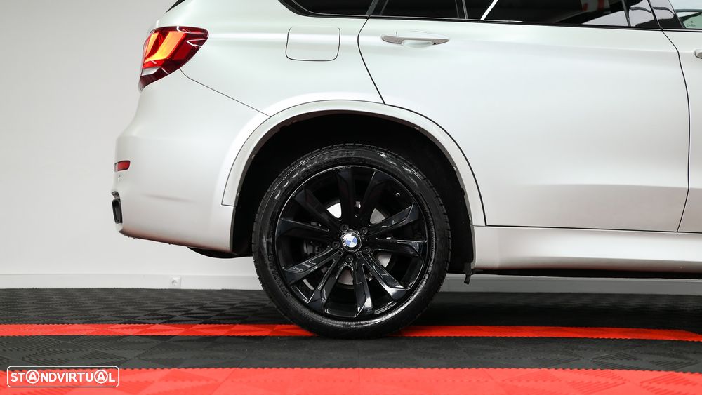 BMW X5 40e xDrive Pack M - 22