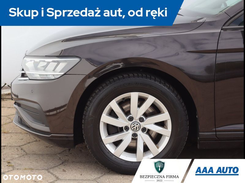 Volkswagen Passat - 14