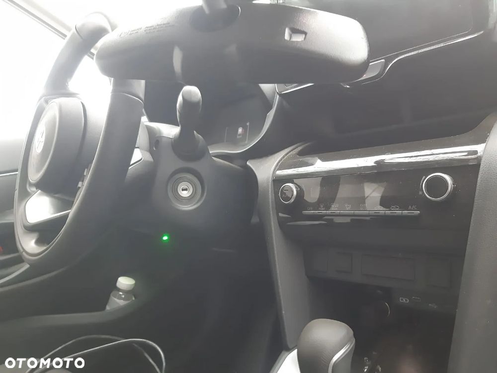 Toyota Yaris Cross Hybrid 1.5 Comfort - 12