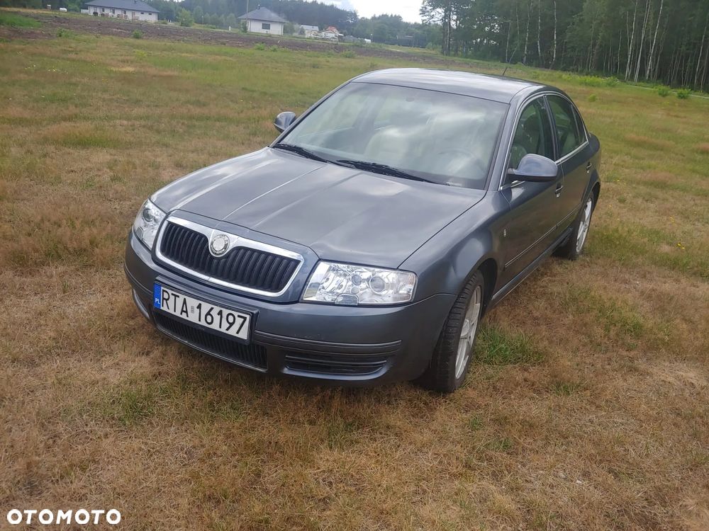 Skoda Superb 2.0 TDI DPF - 1
