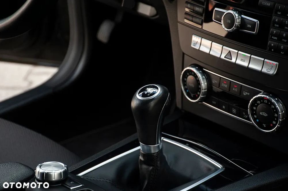 Mercedes-Benz Klasa C 180 BlueEFFICIENCY - 24