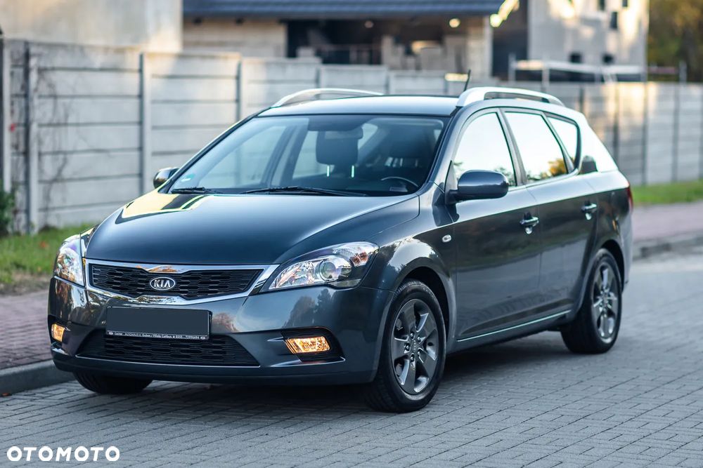 Kia Ceed - 15