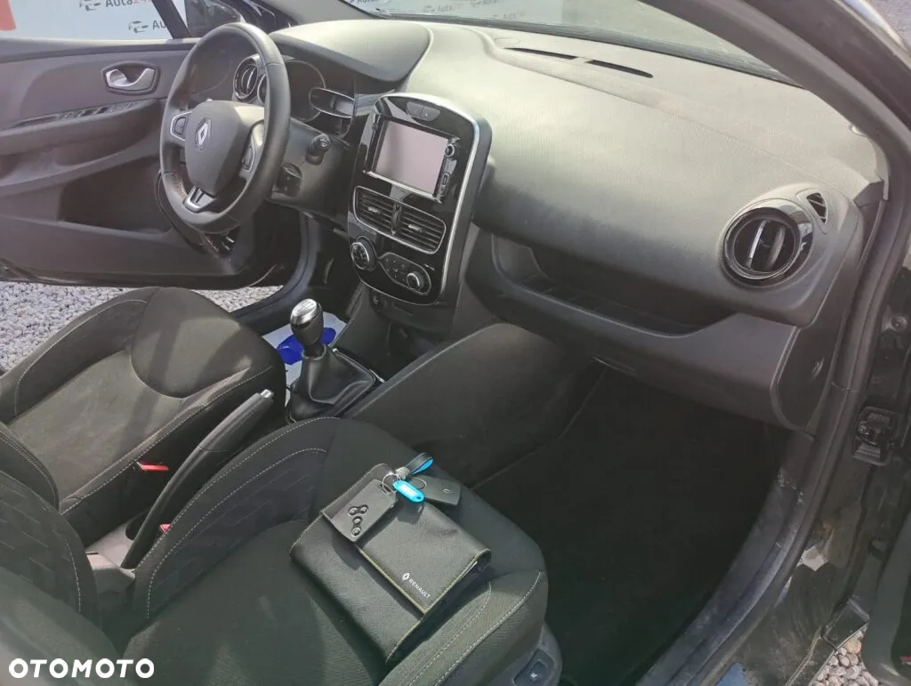 Renault Clio ENERGY TCe 90 Start & Stop Experience - 14