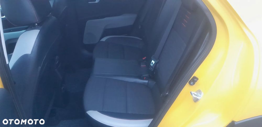Kia Stonic 1.6 CRDi SCR XL - 19