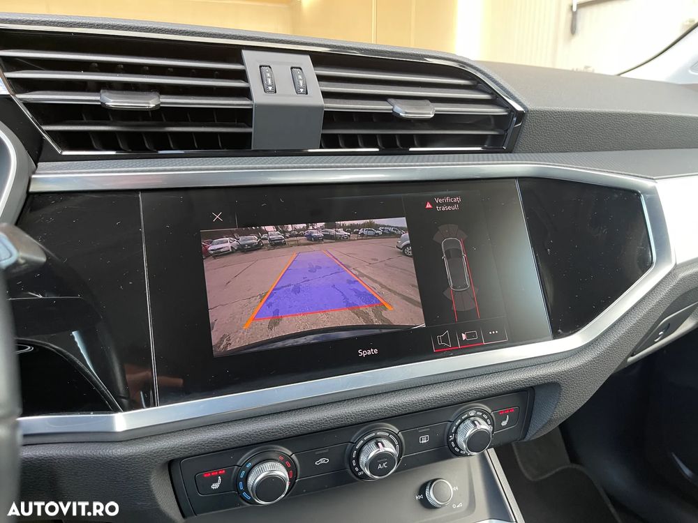 Audi Q3 2.0 35 TDI S tronic quattro Advanced - 13