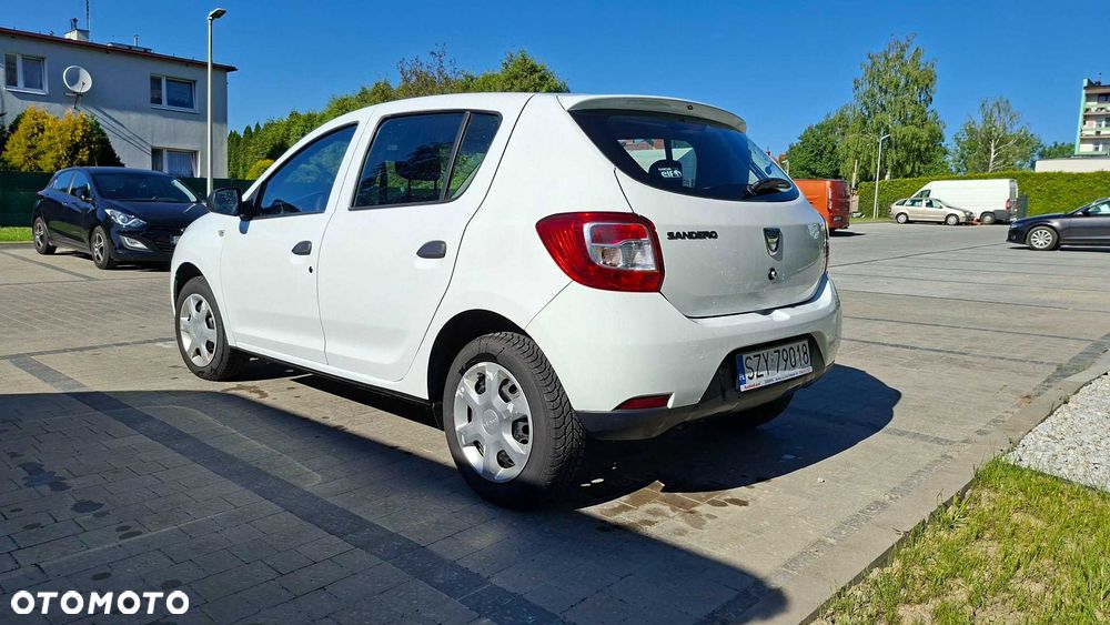 Dacia Sandero - 3