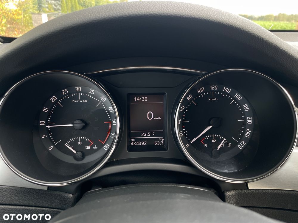 Skoda Superb 2.0 TDI Elegance - 12