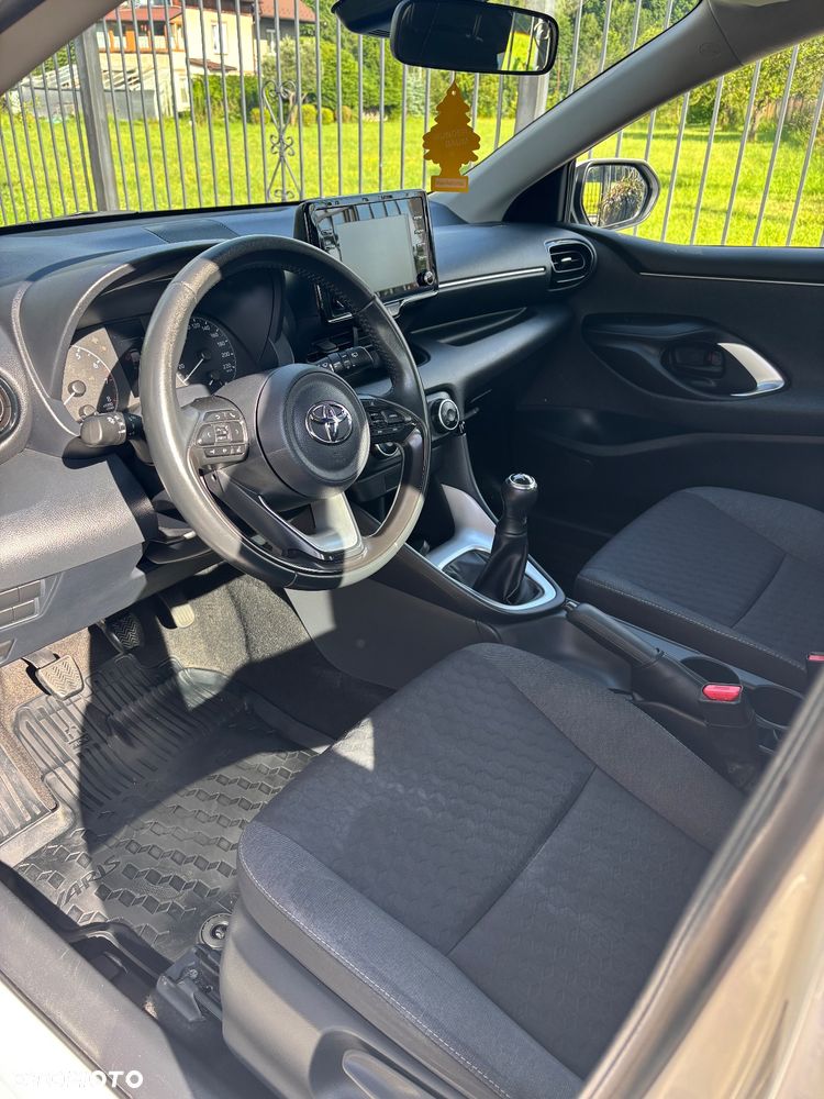 Toyota Yaris 1.0 Comfort - 6