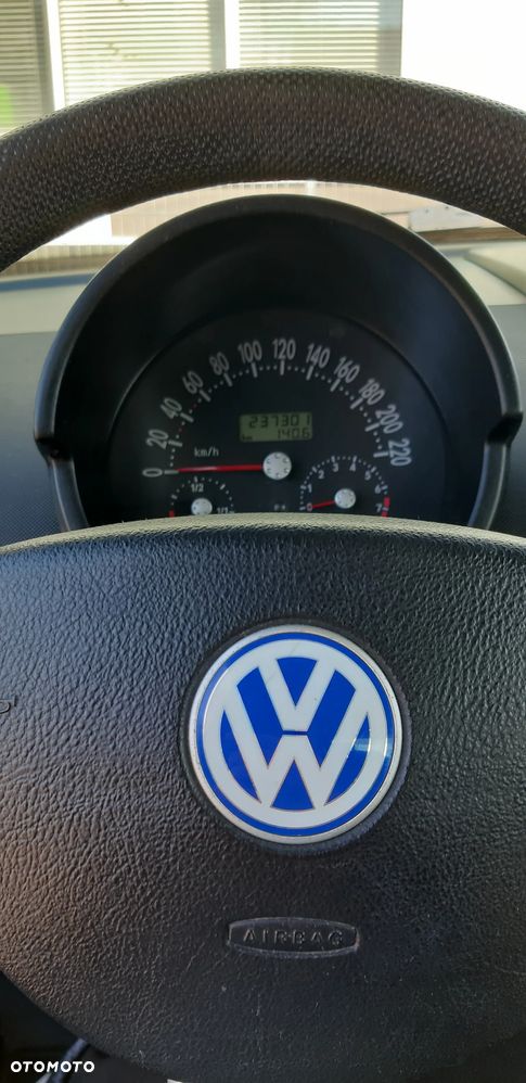 Volkswagen New Beetle 2.0 - 7