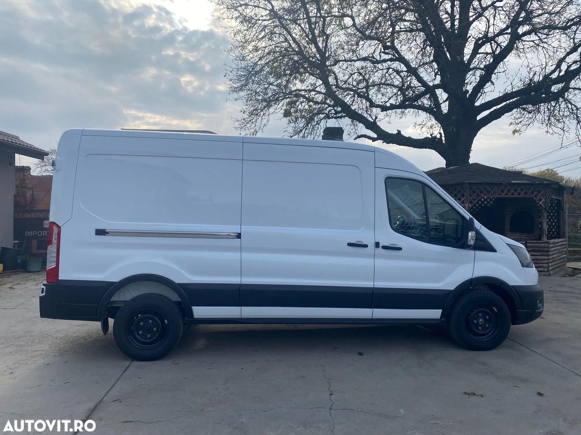 Ford Transit Van 350L (L3H2) Trend FWD 2.0L EcoBlue 130 CP M6 - 2