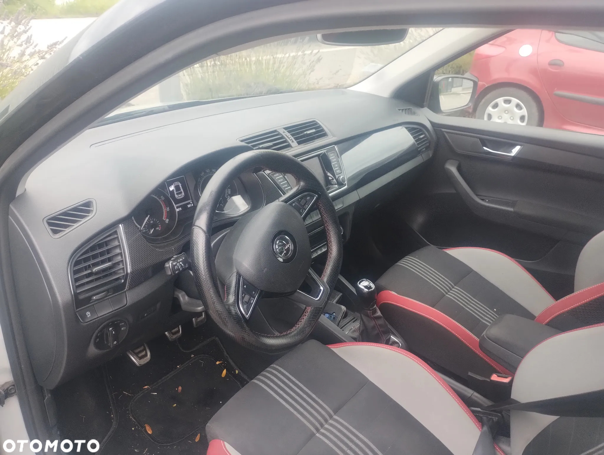 Skoda Fabia 1.2 TSI Monte Carlo - 8