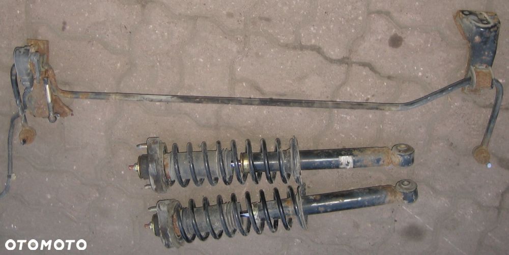 amortyzator sprężyna stabilizator drążek tył VOLVO V40 CARISMA