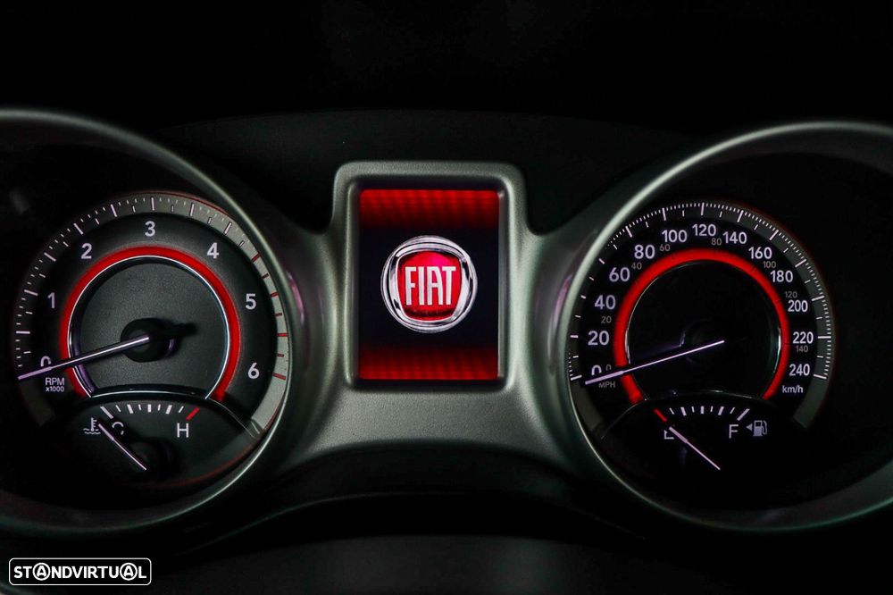 Fiat Freemont 2.0 M-Jet - 10