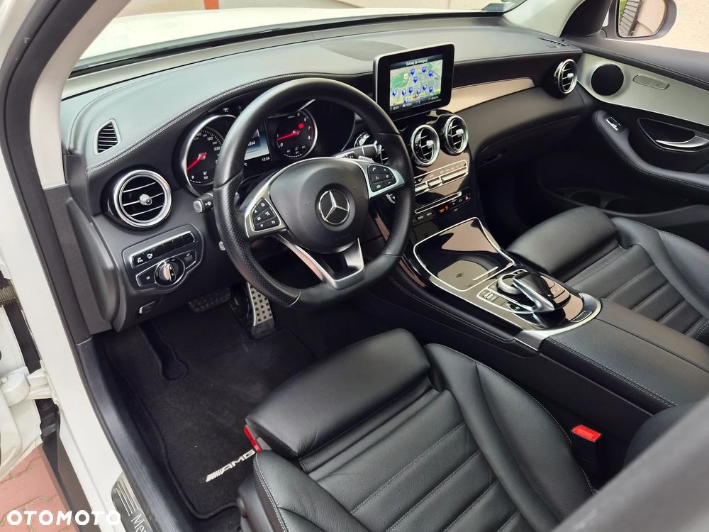 Mercedes-Benz GLC 250 4Matic 9G-TRONIC AMG Line - 7