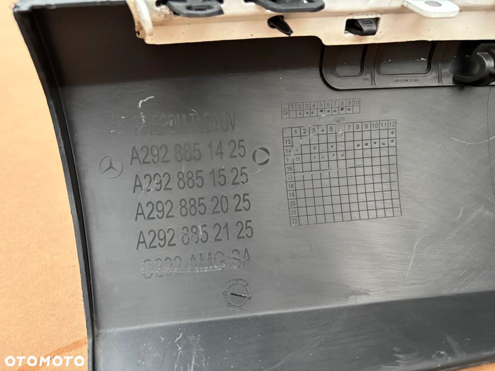 MERCEDES GLE W166 W292 A292 292 AMG ORYGINALNY ZDERZAK TYLNY  POD PDC DYFUZOR CHROM WERSJA BEZ HAKA  A2928851425 A2124902827 A2124902727 - 18