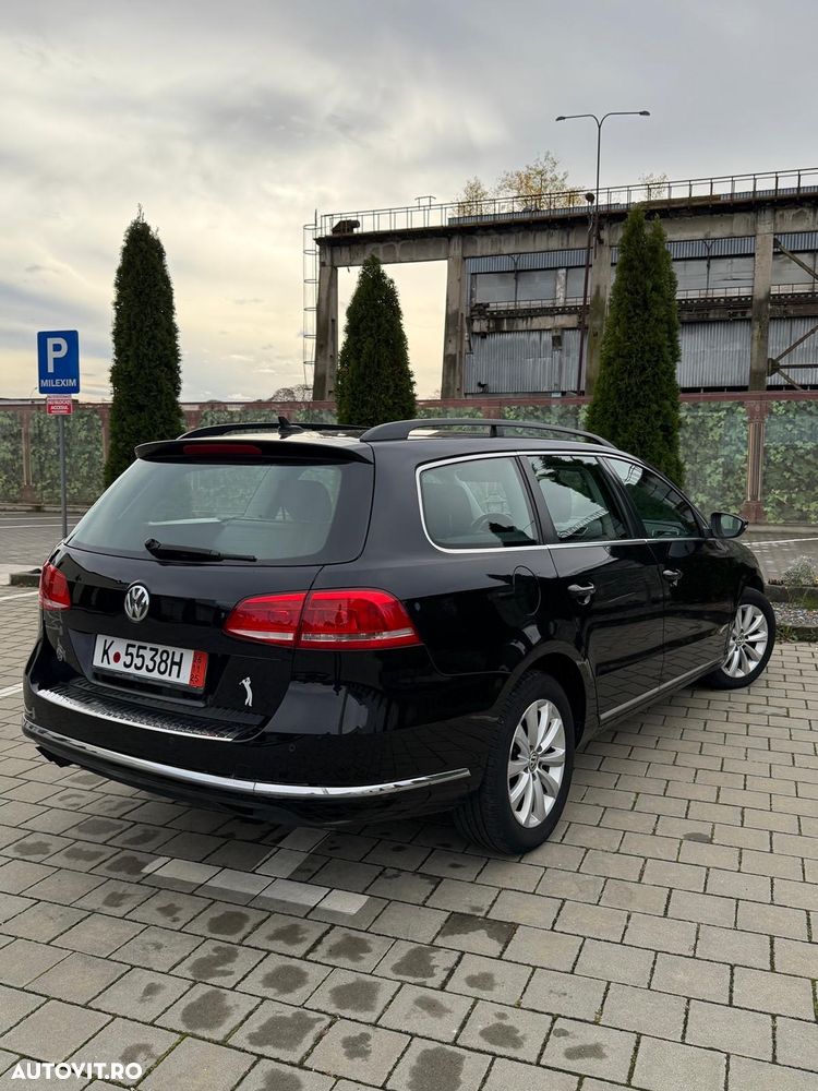 Volkswagen Passat Variant 2.0 Blue TDI SCR Comfortline - 13