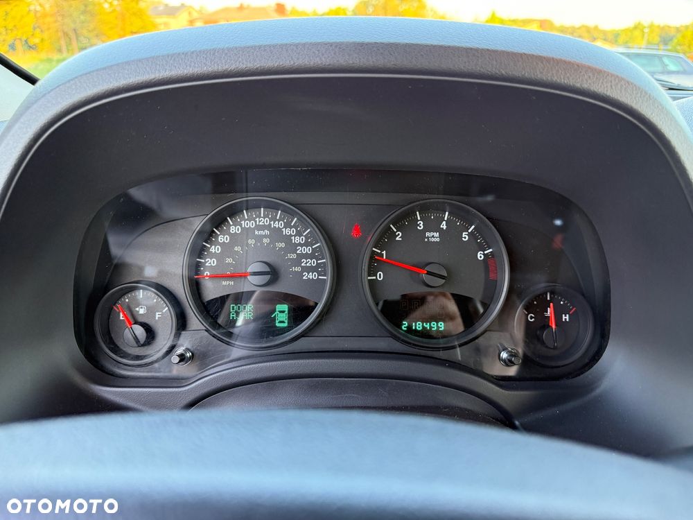 Jeep Patriot 2.4 Sport - 20