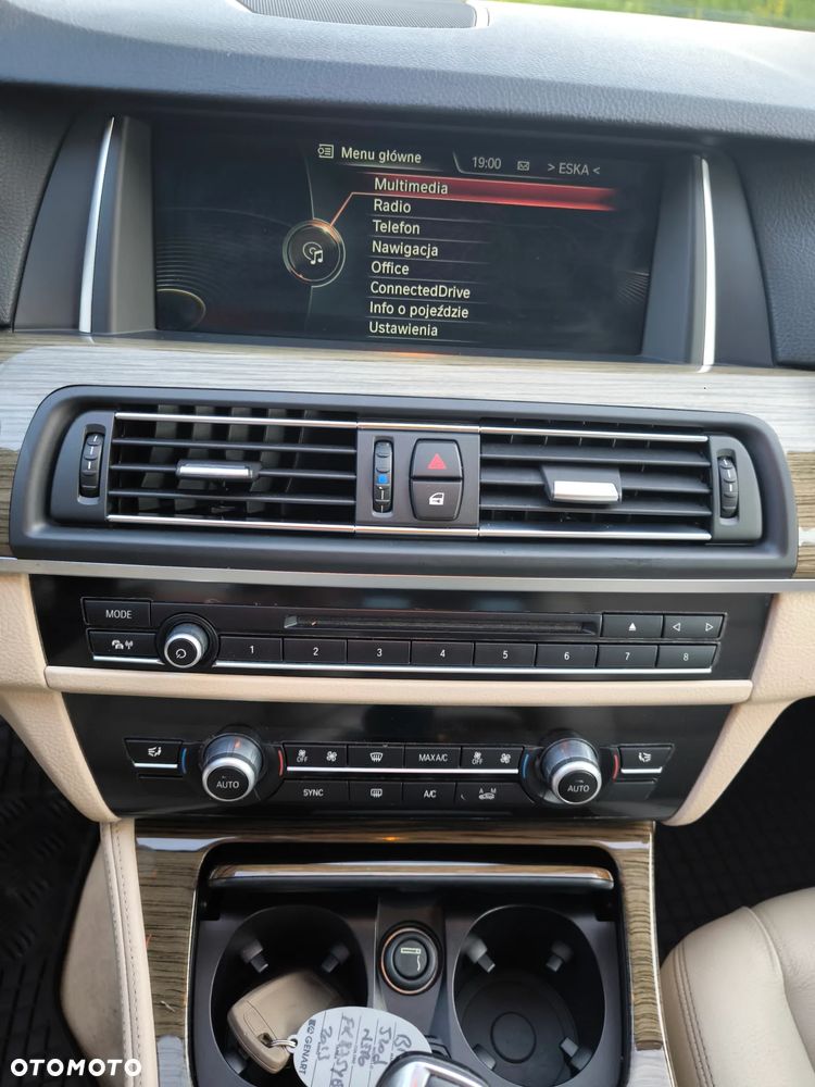 BMW Seria 5 520d Modern Line - 12