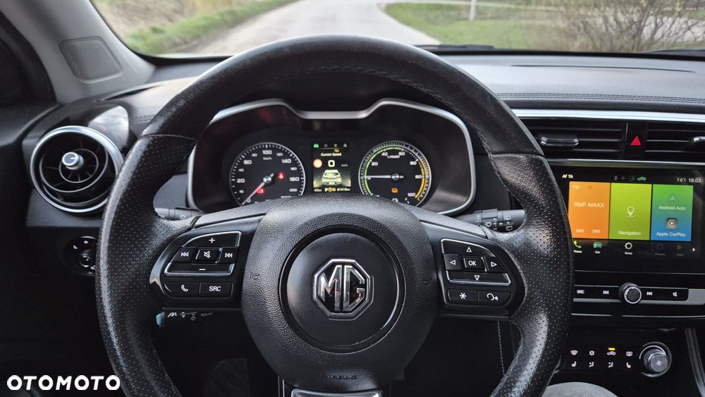 MG ZS - 34