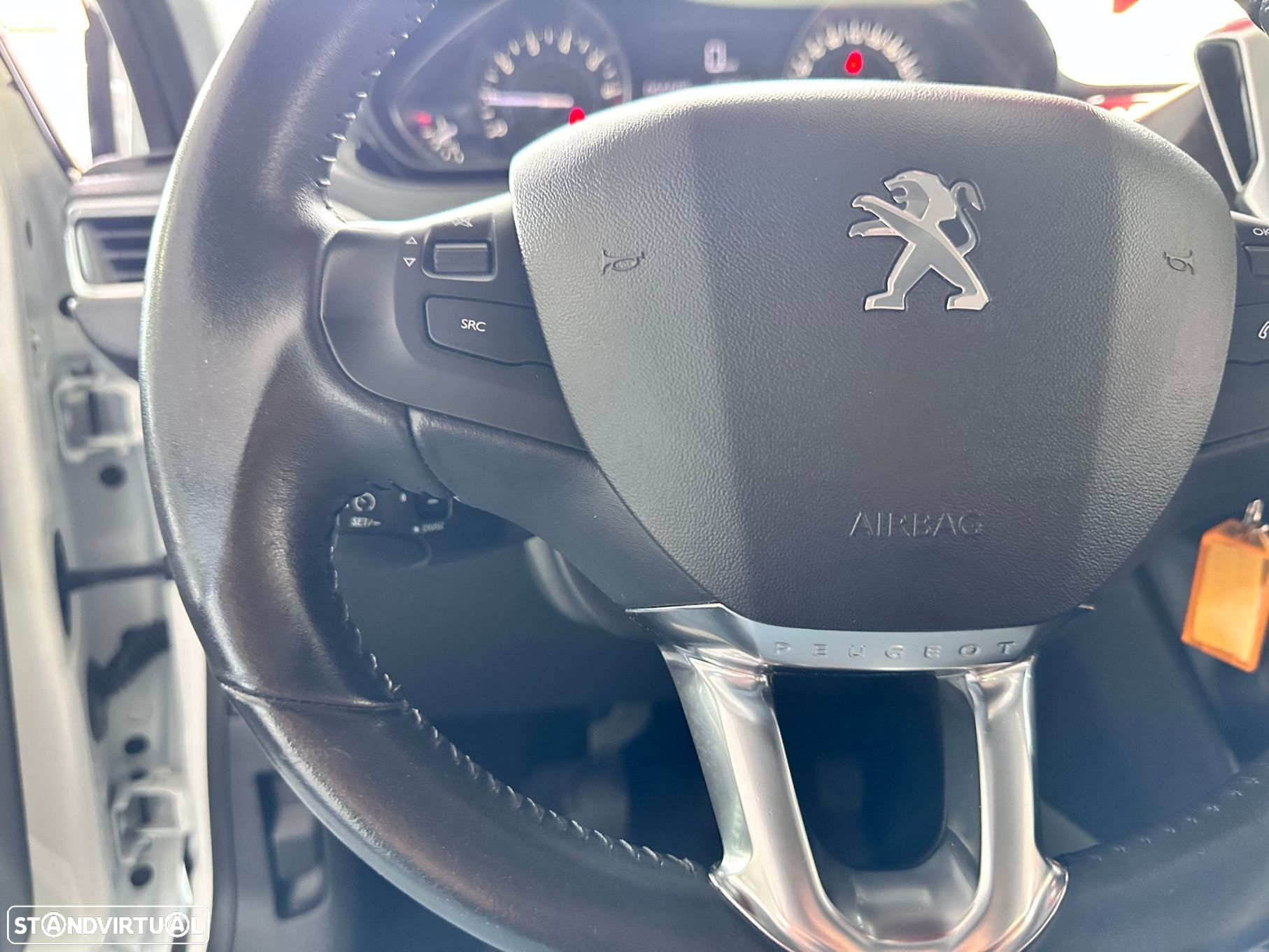 Peugeot 2008 1.2 PureTech Style - 25